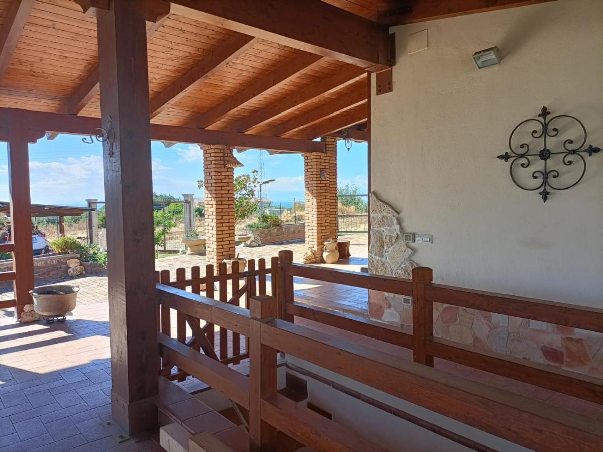 La taverna di Angela Amendolara Esterno foto