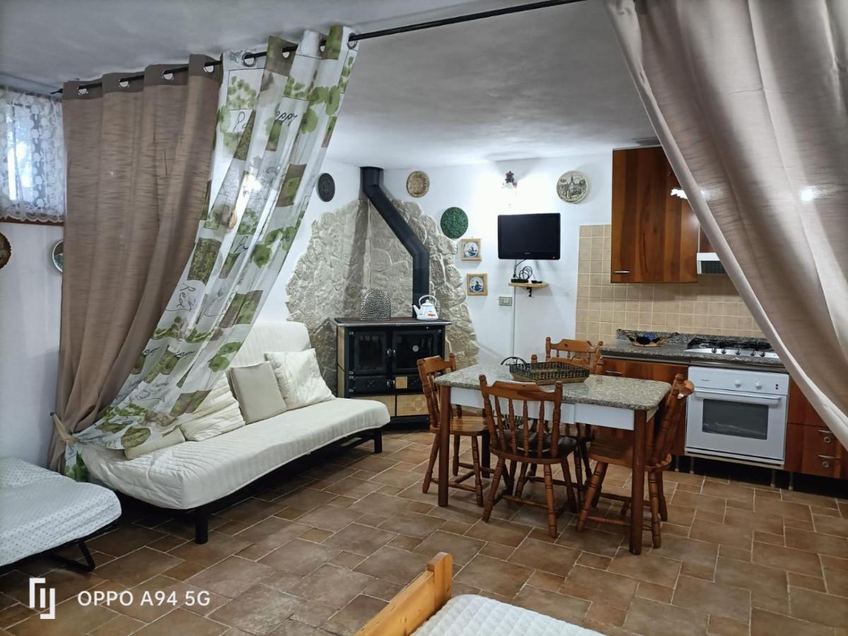 La taverna di Angela Amendolara Esterno foto