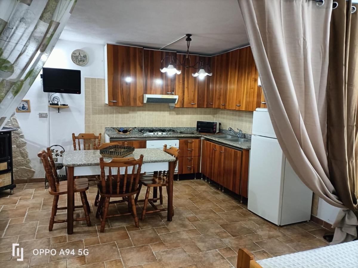La taverna di Angela Amendolara Esterno foto